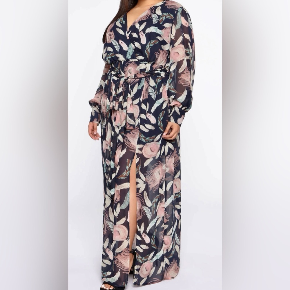 ✨ Fashion‎ Nova Navy Feather Print Maxi Dress Tie Waist Slit NWT ✨